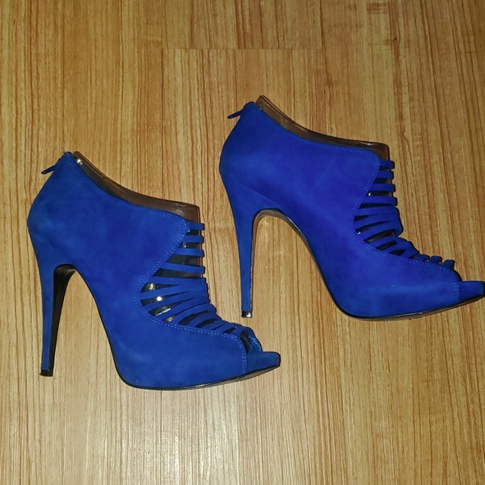 Aldo blue suede booties